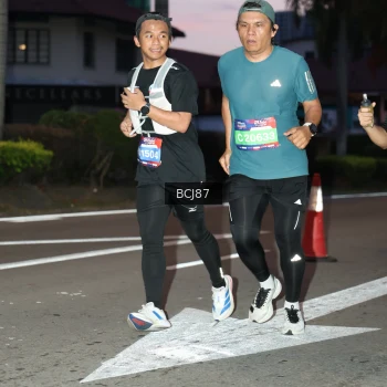 Runner Photo 3729098