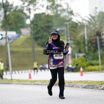 Runner Photo 3729207
