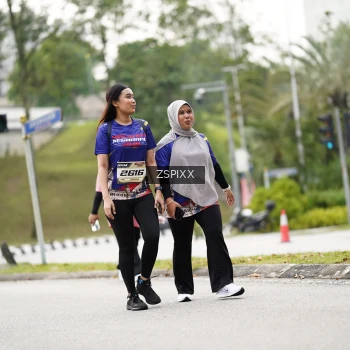 Runner Photo 3729422