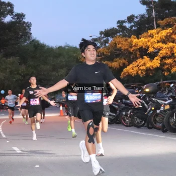 Runner Photo 3729485