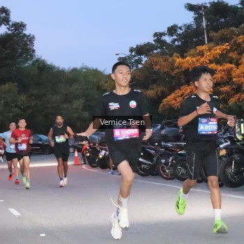 Runner Photo 3729607