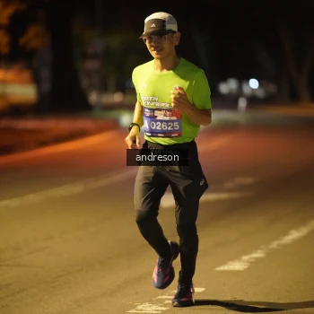 Runner Photo 3729657