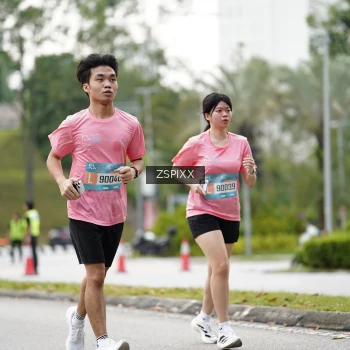 Runner Photo 3729673