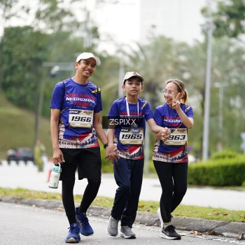 Runner Photo 3729701
