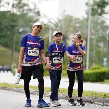 Runner Photo 3729713
