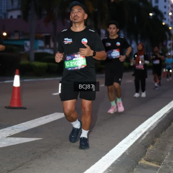 Runner Photo 3729733