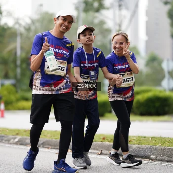Runner Photo 3729800