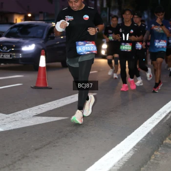 Runner Photo 3729827