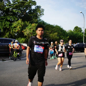 Runner Photo 3729829