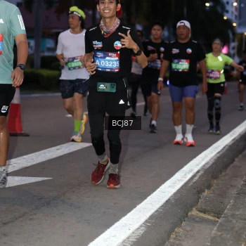Runner Photo 3729934