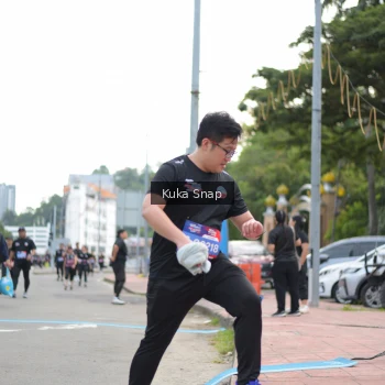 Runner Photo 3730079