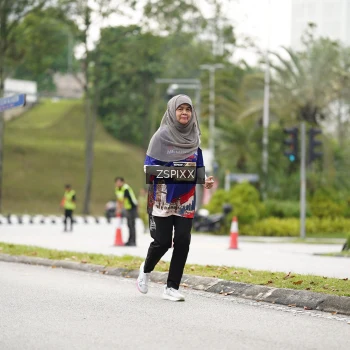 Runner Photo 3730543