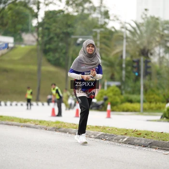 Runner Photo 3730554