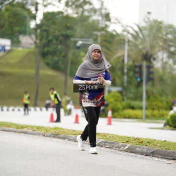 Runner Photo 3730555
