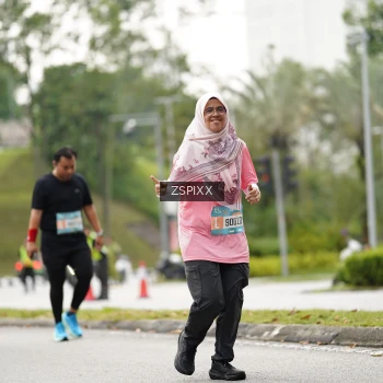 Runner Photo 3730589