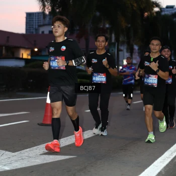 Runner Photo 3730595
