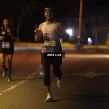 Runner Photo 3730631