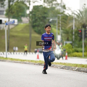 Runner Photo 3730685