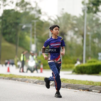 Runner Photo 3730695