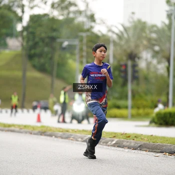 Runner Photo 3730704