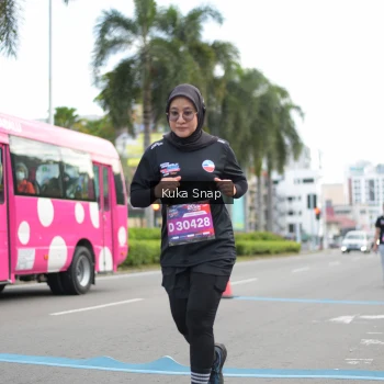 Runner Photo 3730755