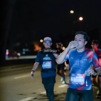 Runner Photo 3730934