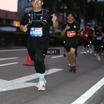 Runner Photo 3730960