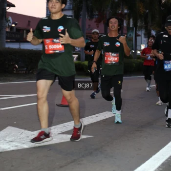 Runner Photo 3730964