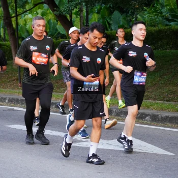 Runner Photo 3731013