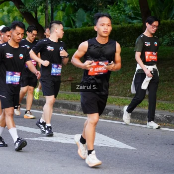 Runner Photo 3731033