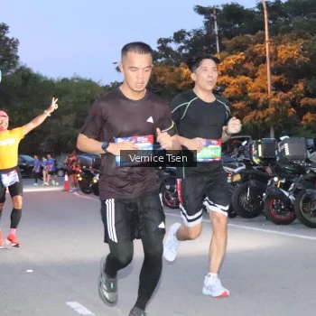 Runner Photo 3731042