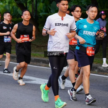 Runner Photo 3731080