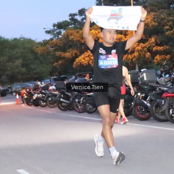 Runner Photo 3731480
