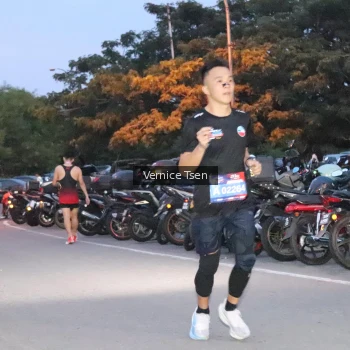 Runner Photo 3731594