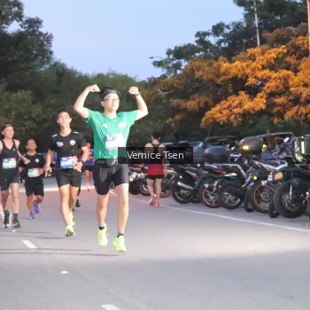 Runner Photo 3731668