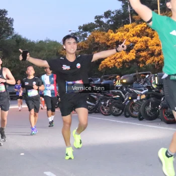 Runner Photo 3731692