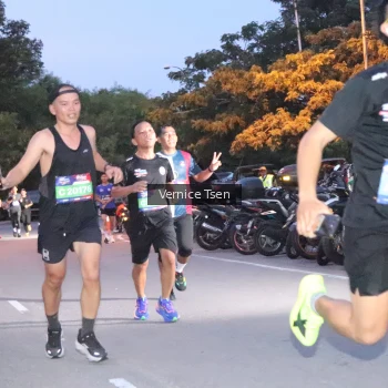 Runner Photo 3731751