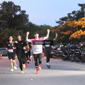 Runner Photo 3731850