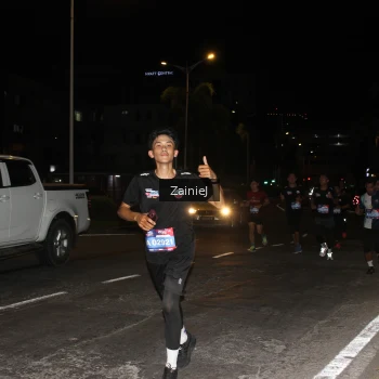 Runner Photo 3731873