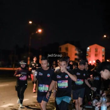 Runner Photo 3732029