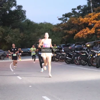 Runner Photo 3732116