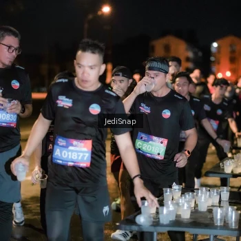 Runner Photo 3732187