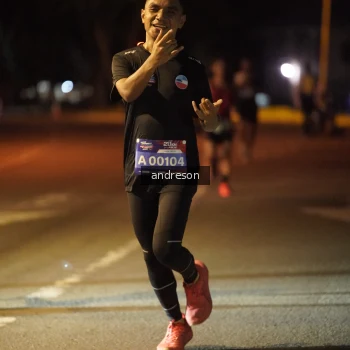 Runner Photo 3732303