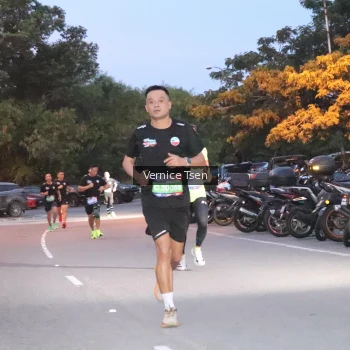 Runner Photo 3732353