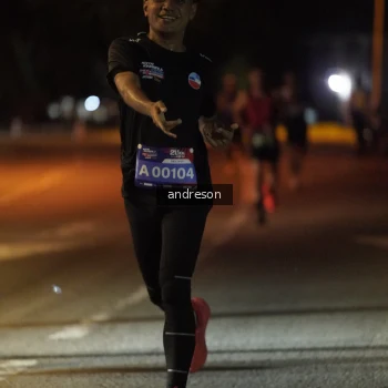 Runner Photo 3732364