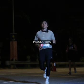 Runner Photo 3732374