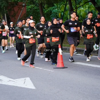 Runner Photo 3732421