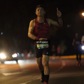 Runner Photo 3732475
