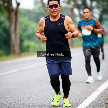 Runner Photo 3732479