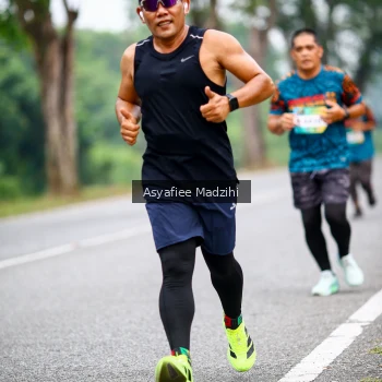 Runner Photo 3732521